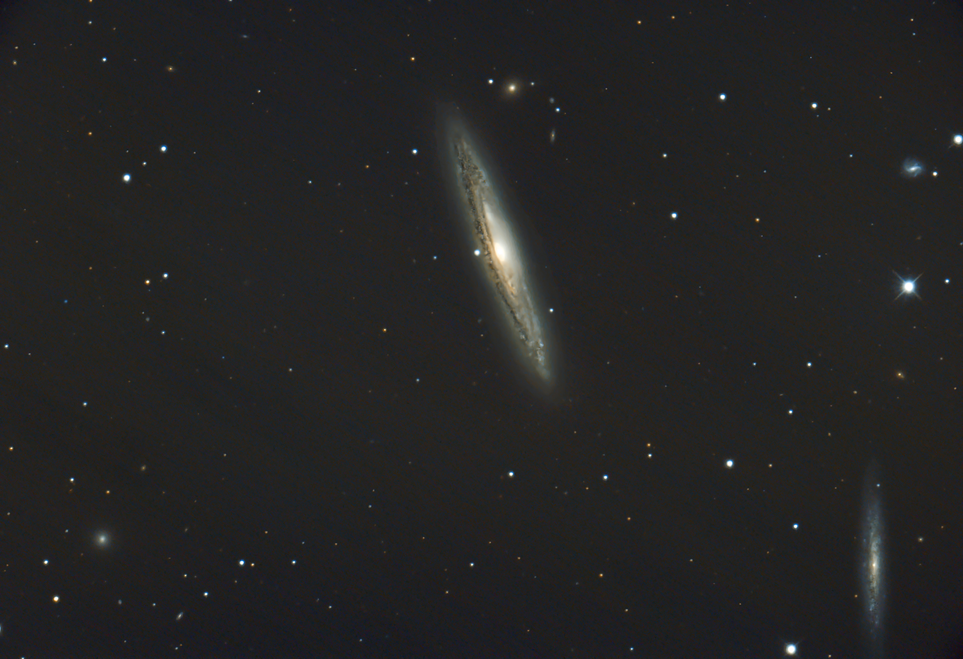 La galaxie de la trainée d'argent 190420
